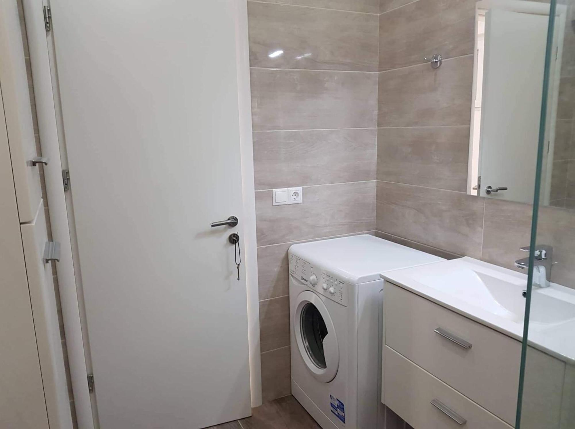 Spacious Apartment Near The Beach Саранда Экстерьер фото